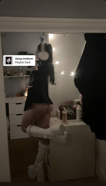 222.mollsx Nackt Leaks OnlyFans Foto 4