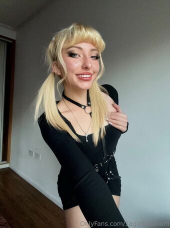 1agathabloom Nackt Leaks OnlyFans Foto 39