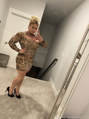 aleeshayoung Nackt Leaks OnlyFans Foto 36