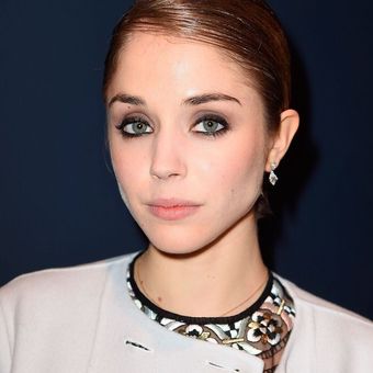 Alice Isaaz Nackt Leaks OnlyFans Foto 5