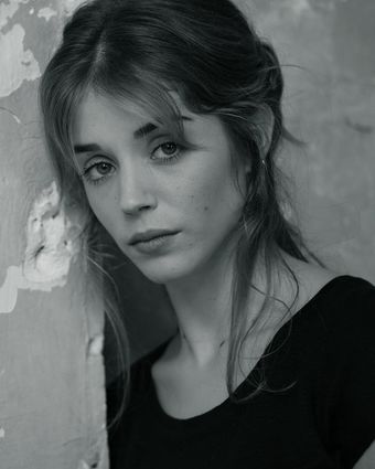 Alice Isaaz Nackt Leaks OnlyFans Foto 11