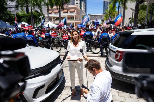 Alina Habba Nackt Leaks OnlyFans Foto 60