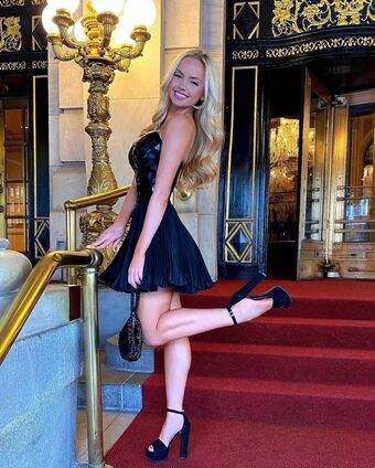 Alta Sweet Tabar Nackt Leaks OnlyFans Foto 4