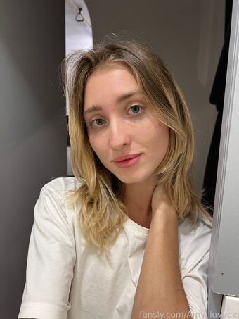Amy_lovvee