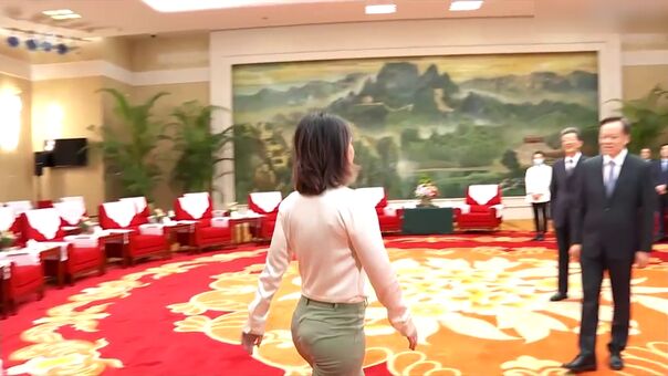 Annalena Baerbock Nackt Leaks OnlyFans Foto 17