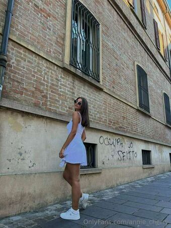 annie_cherry