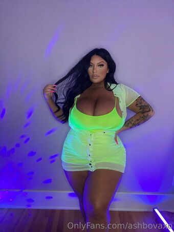 Ashley Bova Nackt Leaks OnlyFans Foto 17