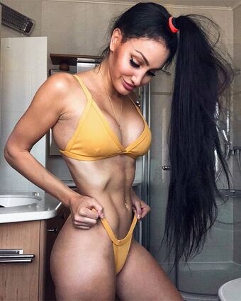 baessler Nackt Leaks OnlyFans Foto 5