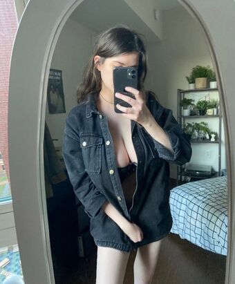 Bailey Moon