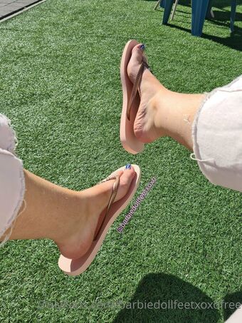 barbiedollfeetxoxofree