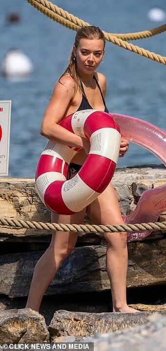 Becky Hill Nackt Leaks OnlyFans Foto 58