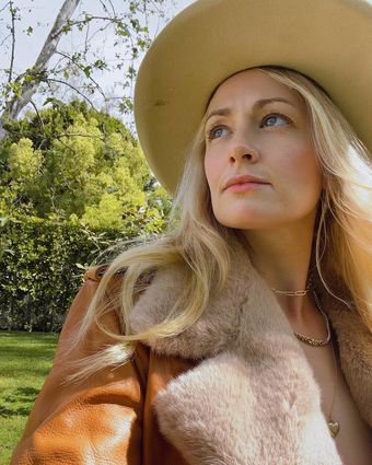 Beth Behrs