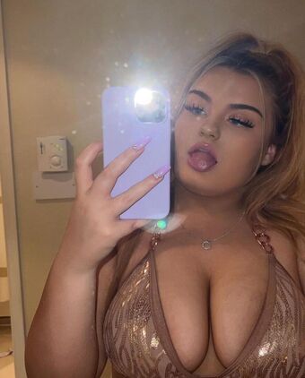 blondebimbobaddiee