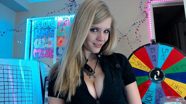 Candie_CaneMFC Nackt Leaks OnlyFans Foto 16