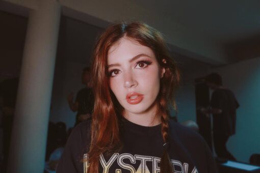 Chrissy Costanza