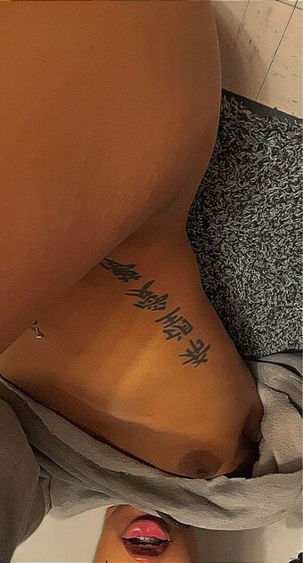 cloudyvi_ Nackt Leaks OnlyFans Foto 7