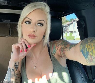 Combat Barbie Nackt Leaks OnlyFans Foto 20