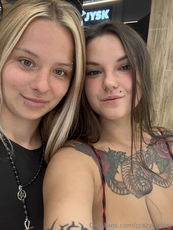 crazygirlsss Nackt Leaks OnlyFans Foto 4