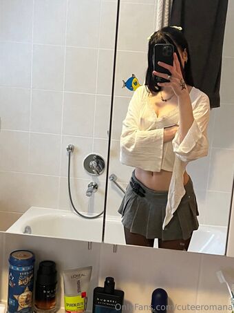 cuteeromana Nackt Leaks OnlyFans Foto 33
