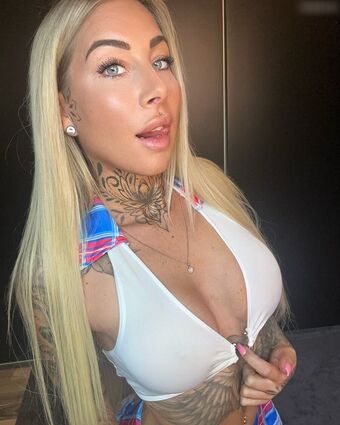 Daniela Dittrich Nackt Leaks OnlyFans Foto 19