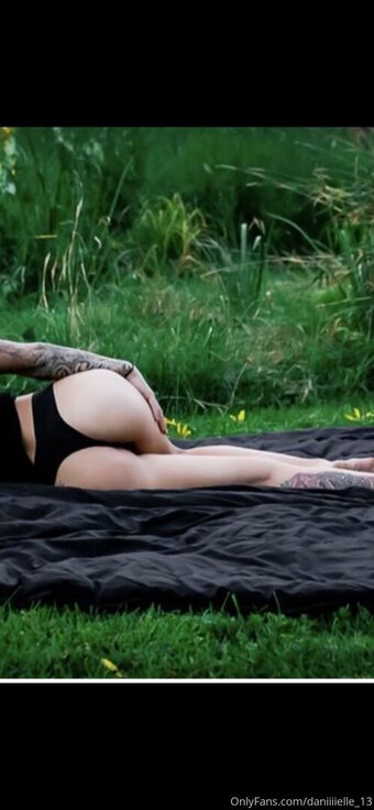 daniiiielle_13
