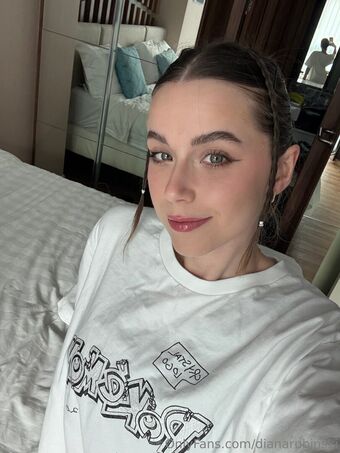 dianarubinski Nackt Leaks OnlyFans Foto 2