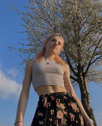 Dina Brauner aka dina.brx