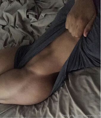 ebonymuscle Nackt Leaks OnlyFans Foto 4
