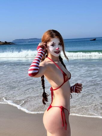 Elowen Clown Nackt Leaks OnlyFans Foto 4