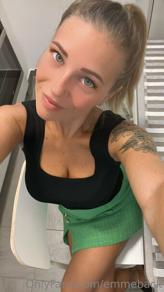 emmeback Nackt Leaks OnlyFans Foto 37
