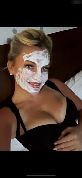 Evelyn Burdecki Nackt Leaks OnlyFans Foto 41