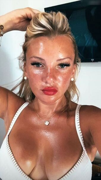 Evelyn Burdecki Nackt Leaks OnlyFans Foto 44