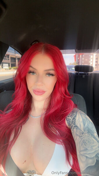 exoticlilred
