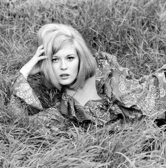 Faye Dunaway Nackt Leaks OnlyFans Foto 16