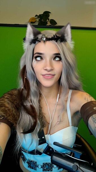 Freyja Luna / Eliska