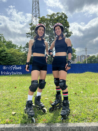 Friskytwins