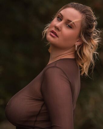 German Bombshell Nackt Leaks OnlyFans Foto 1