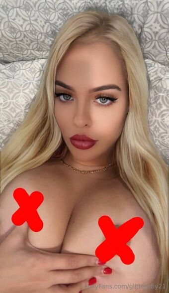 glitterbby21