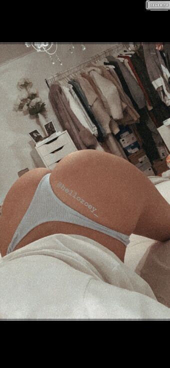Hellozoey_