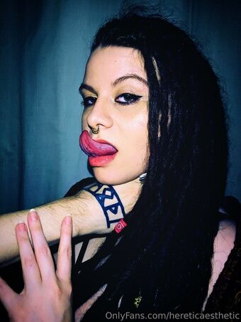 hereticaesthetic