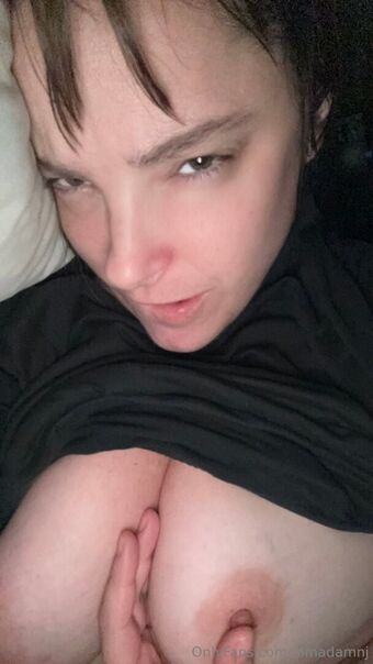 himadamnj Nackt Leaks OnlyFans Foto 3