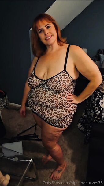 hipsandcurves75