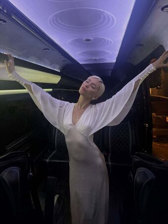 Iris Law Nackt Leaks OnlyFans Foto 131