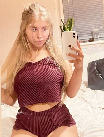 Isabelle Rose