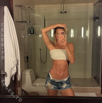 Isi Glück Nackt Leaks OnlyFans Foto 65