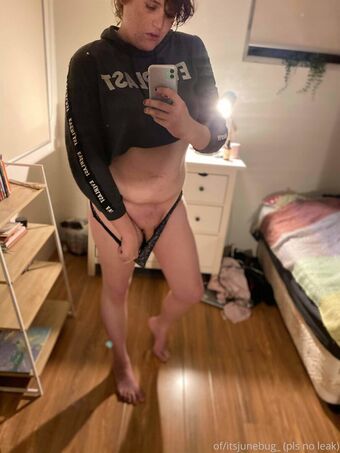 itsjunebug_ Nackt Leaks OnlyFans Foto 32