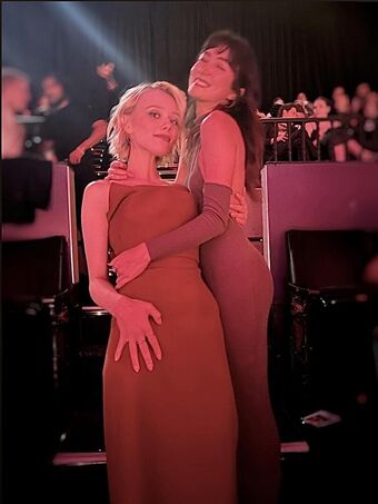 Ivanna Sakhno Nackt Leaks OnlyFans Foto 39