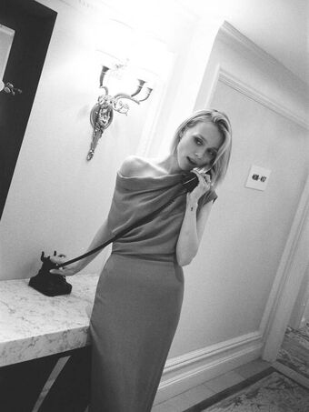 Ivanna Sakhno Nackt Leaks OnlyFans Foto 58