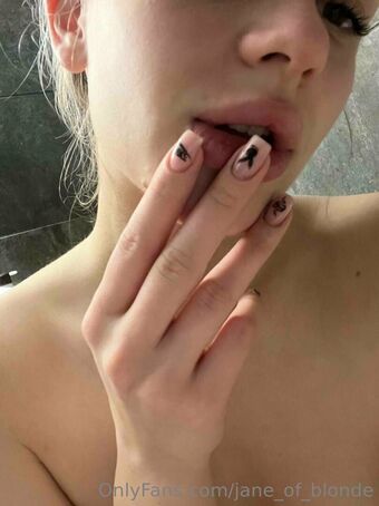 jane_of_blonde