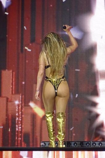 Jennifer Lopez